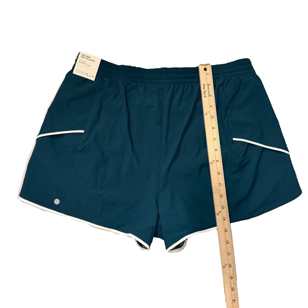 CALIA by Carrie Underwood Teal Athletic Shorts with White Trim - Picture 2 of 4